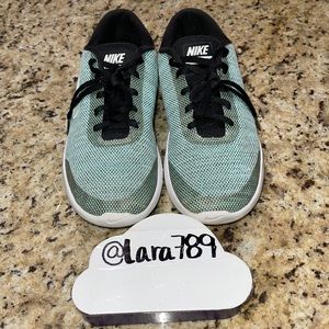 Nike Flex Experience RN 7